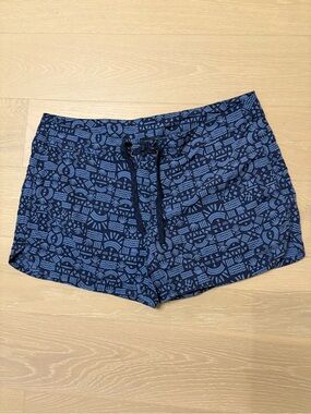 Patagonia Women's Wavefarer Boardshorts 5” Blue size 14